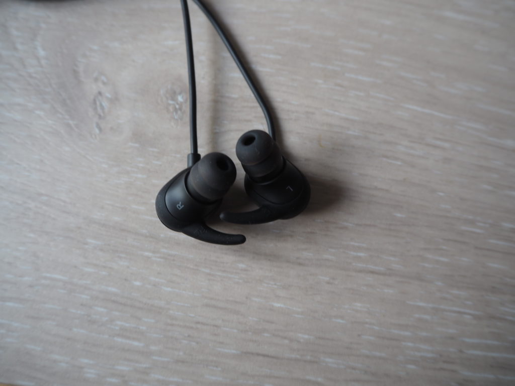 iClever bluetooth earbuds