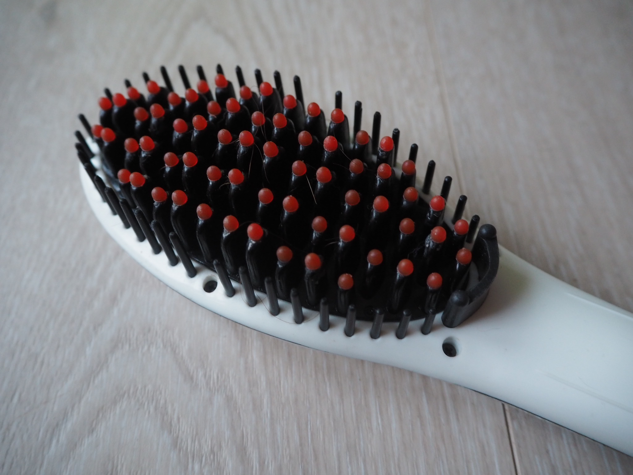 Hair Straightening Brush HQT-906