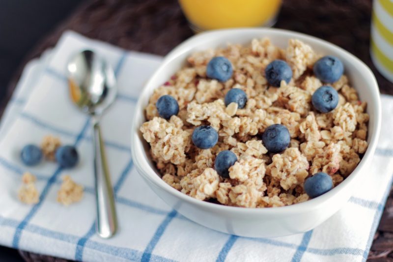 3 ways to liven up oatmeal