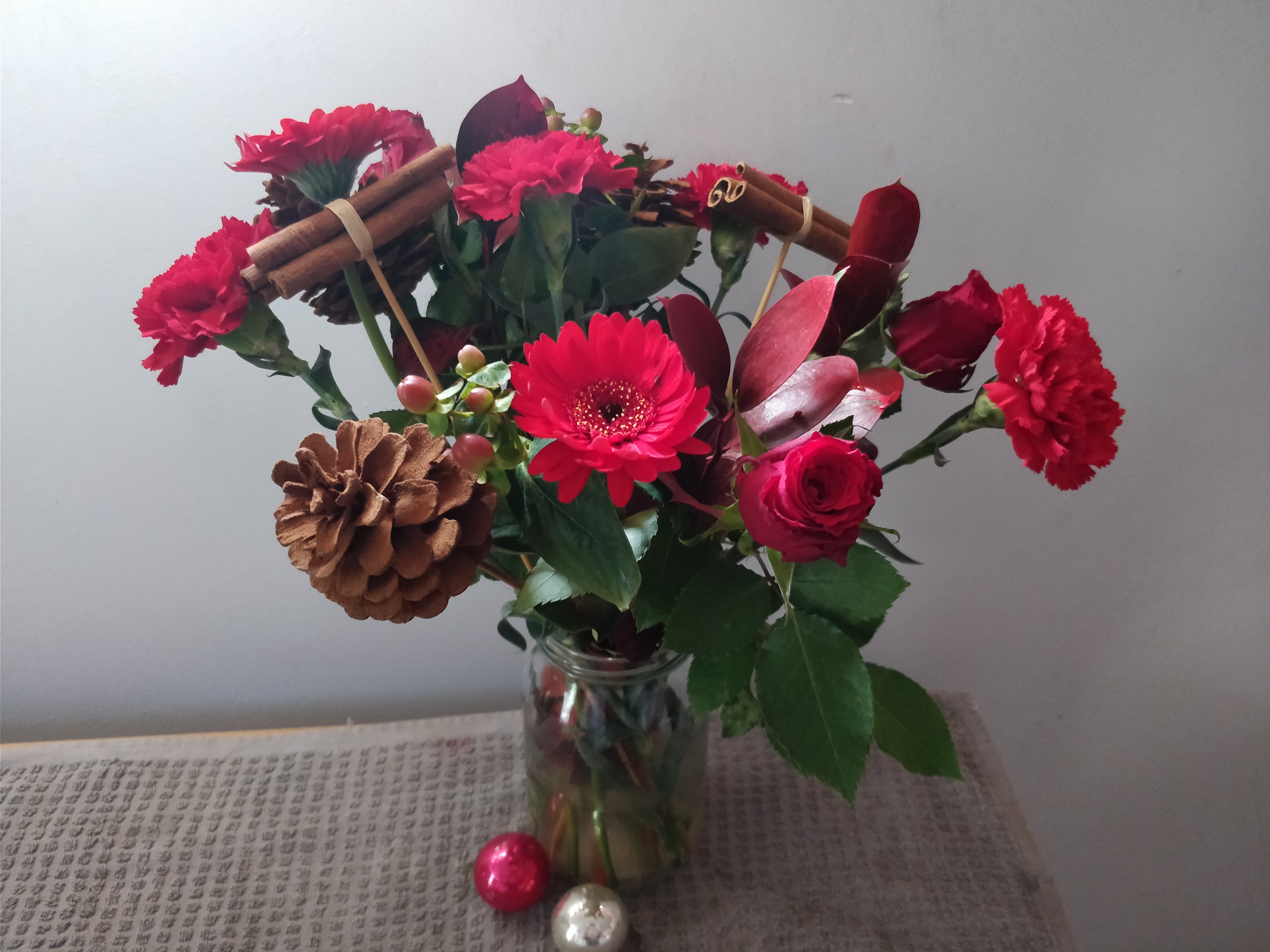 Christmas Flowers from Prestige Flowers